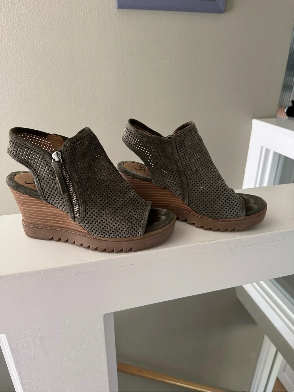 Women’s Sofft Olive Green Perforated Open-Toe Wedge Sandals
